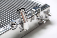 Load image into Gallery viewer, Photo - Close Up