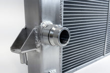 Load image into Gallery viewer, Photo - Close Up